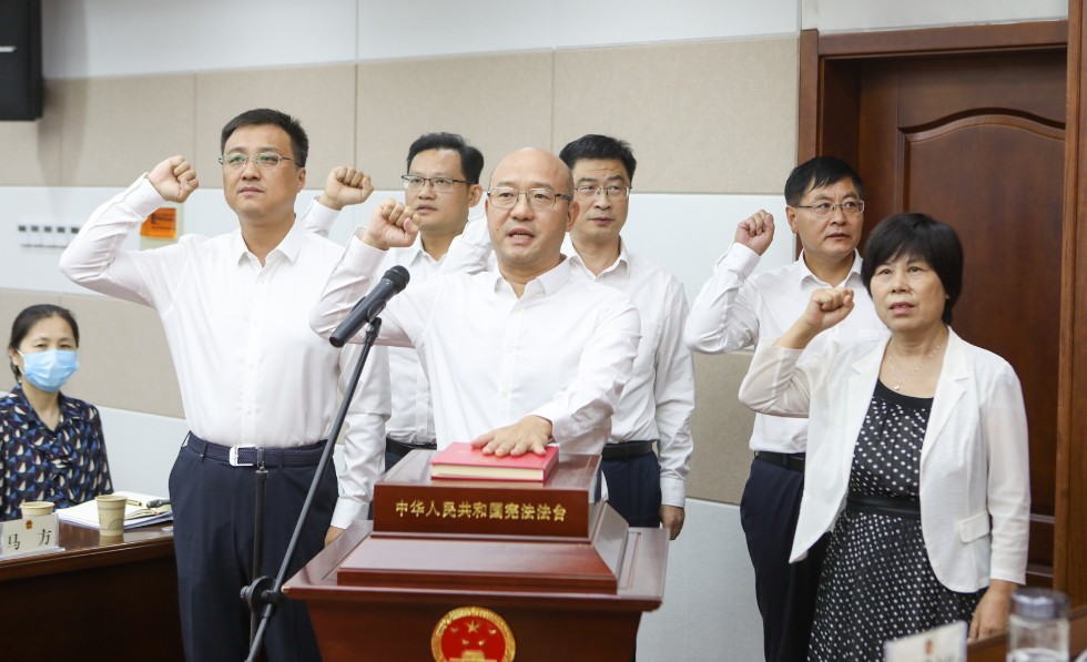 淮北市第十七届人大常委会第五次会议第三次全体会议_陈文骁摄_006.jpg