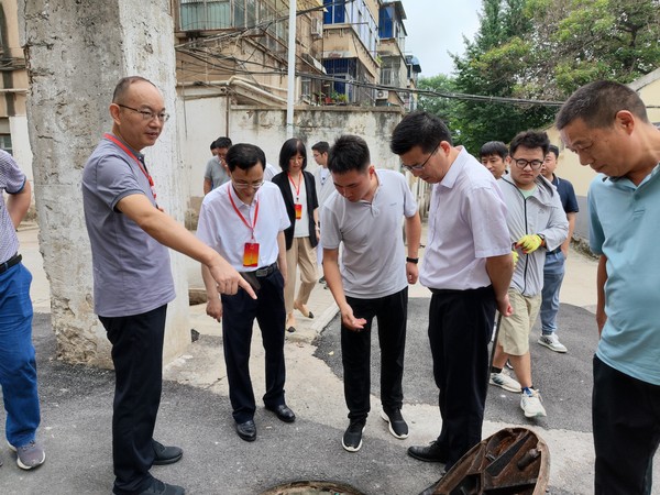 雨污分流实地察看1.jpg