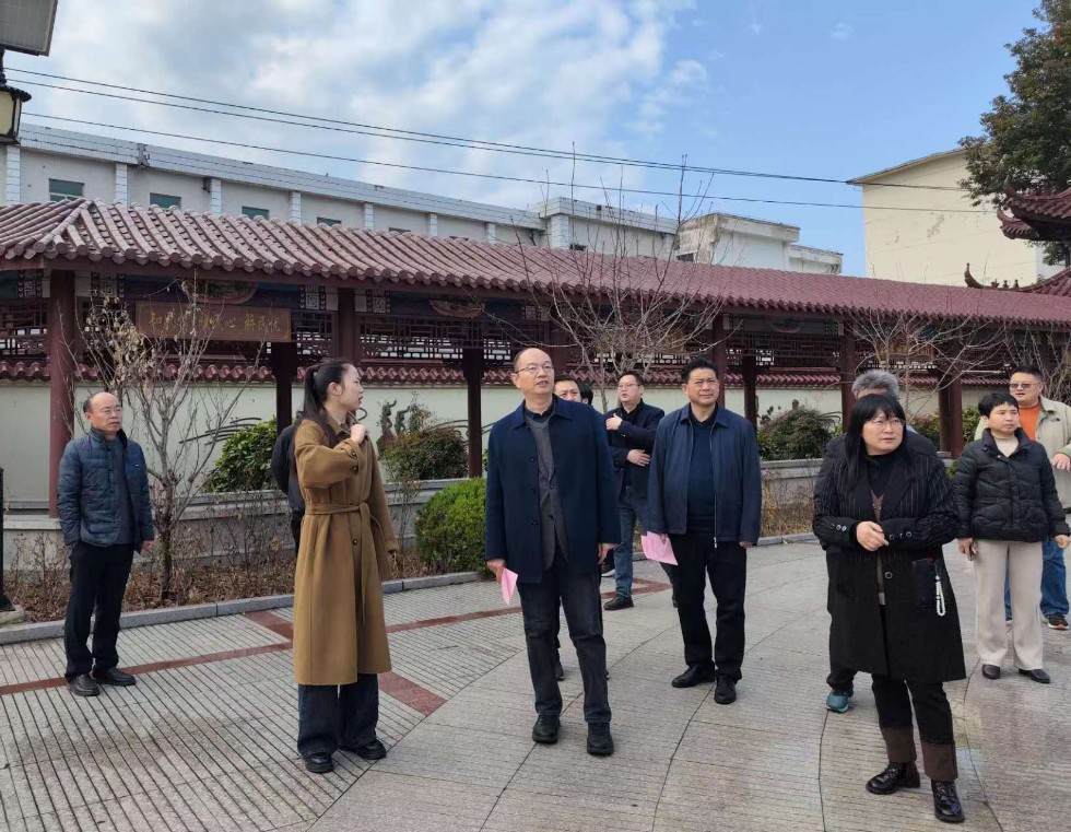 周世明主任带队赴烈山调研物业管理5.jpeg