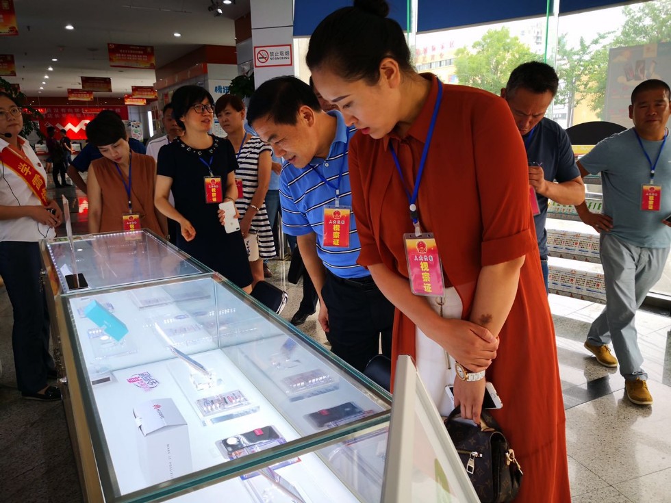 市人大代表第十五小组开展集中视察活动.jpg