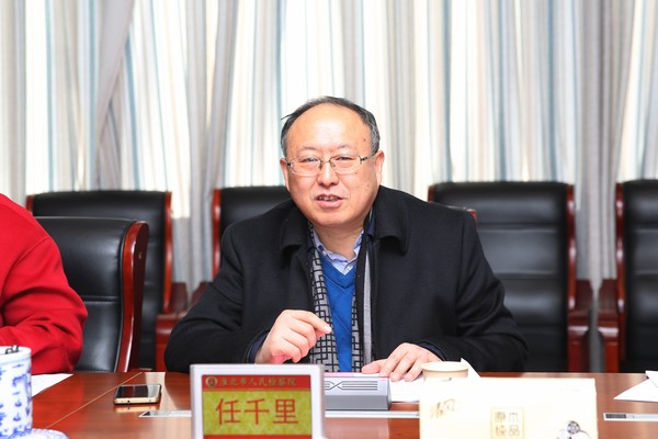 任千里.jpg