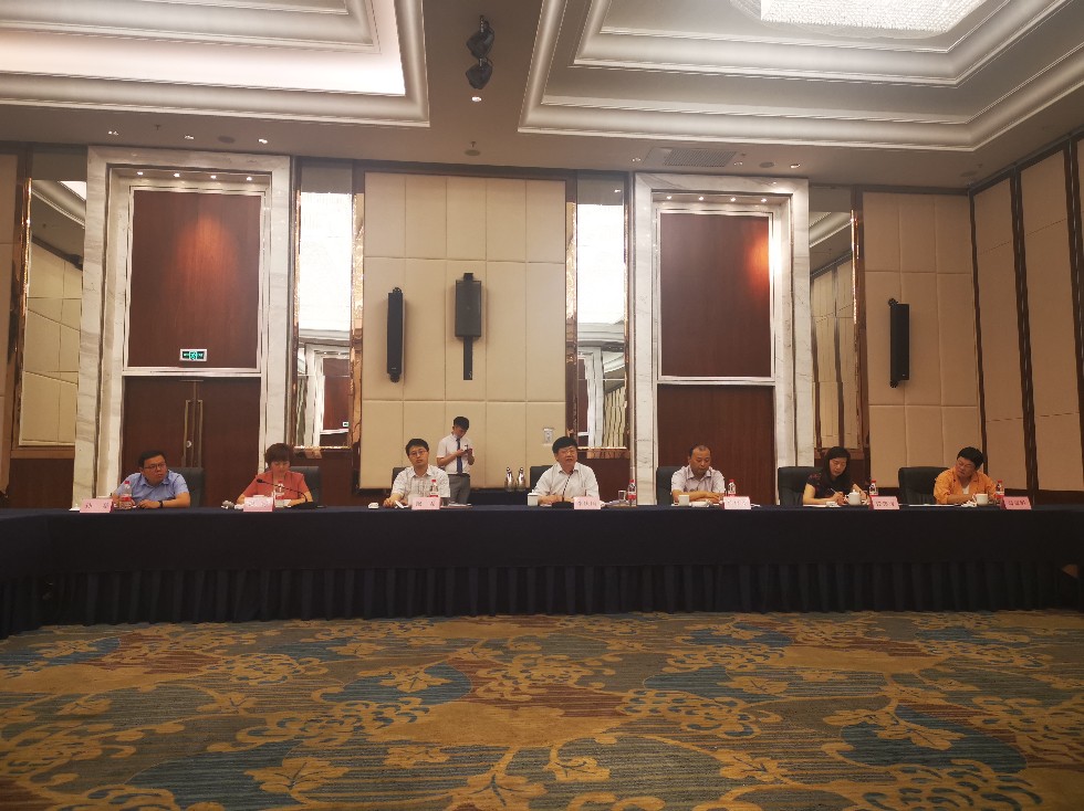 街道人大工作立法调研座谈会.jpg