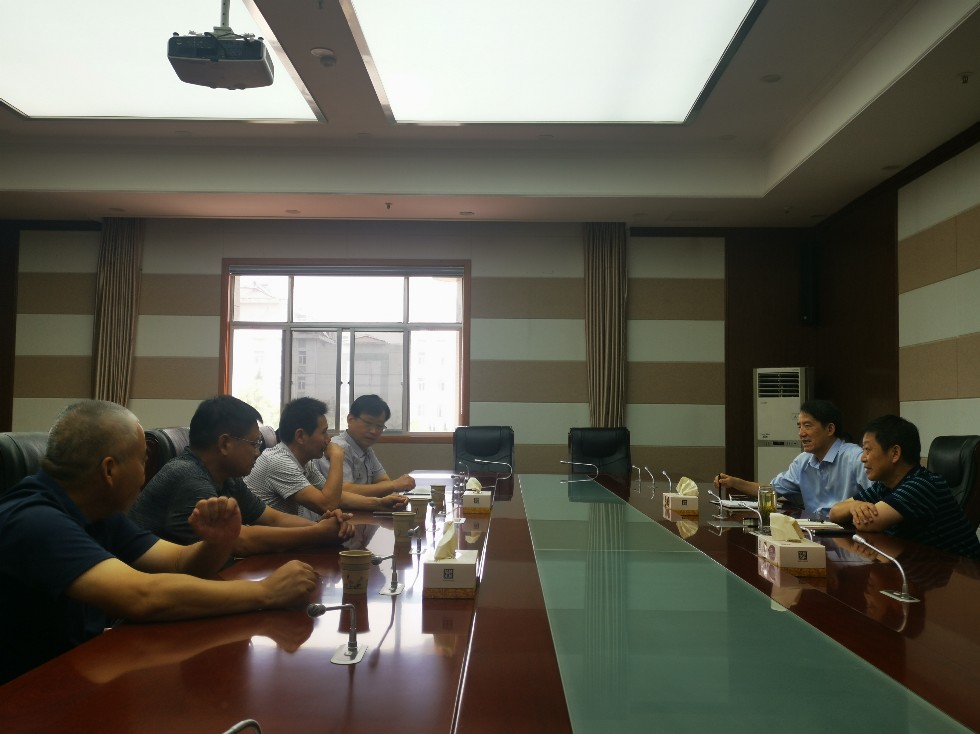 盛主任、焦主任联系基层代表.jpg