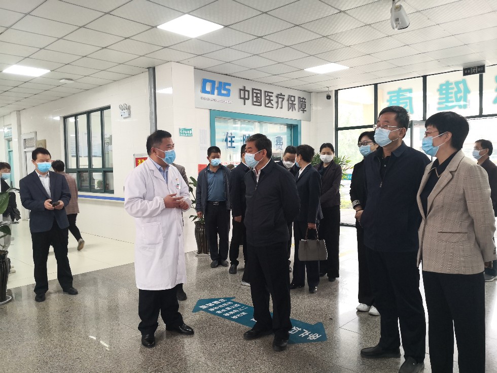 李加玉调研医共体建设2.jpg