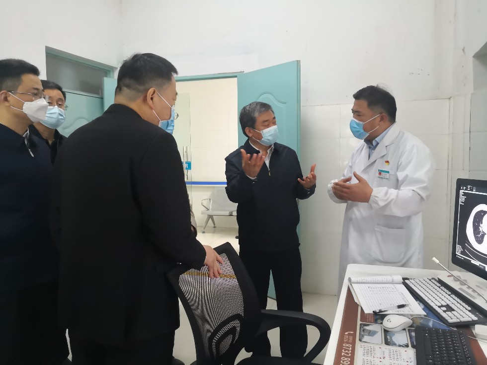 李加玉调研医共体建设3.jpg